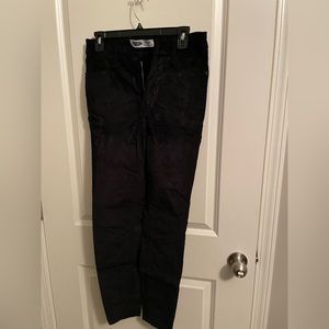 Black Velvet Old Navy Women’s Pants-Size 8